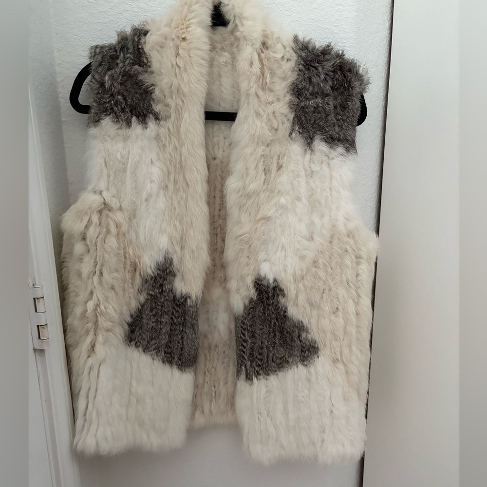 Love Token fur vest. Pristine condition.